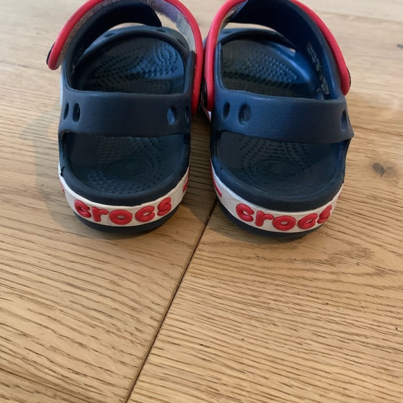 Crocs - Picture 5 of 6